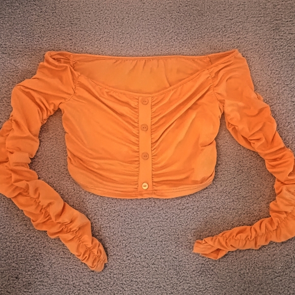 SHEIN Tops - Orange Long Sleeve CropTop Sz M